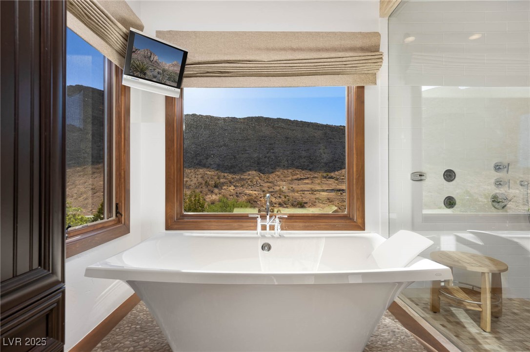2369 Green Mountain Court