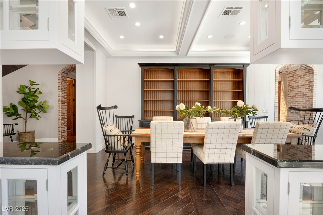 2369 Green Mountain Court
