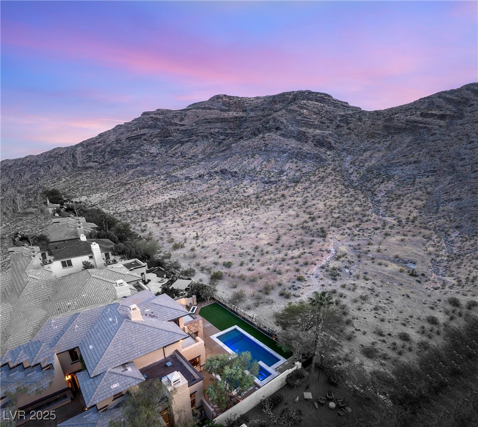 2369 Green Mountain Court