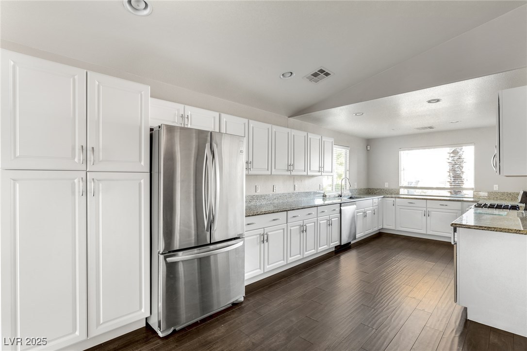 2721 WILLOW BASKET Lane