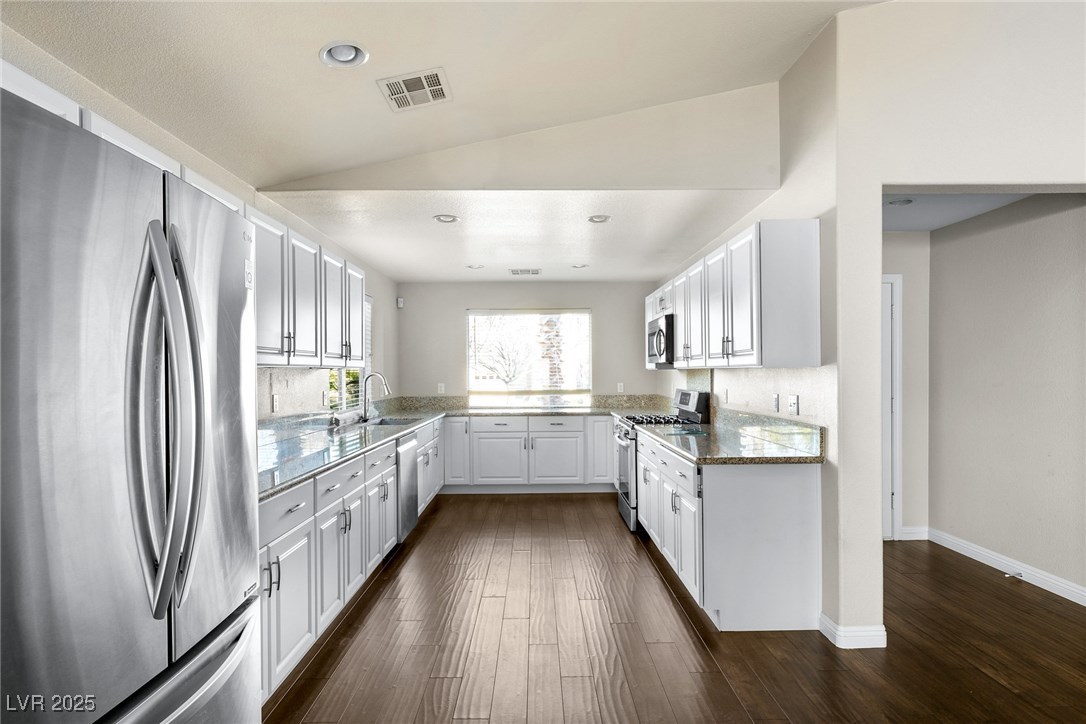 2721 WILLOW BASKET Lane