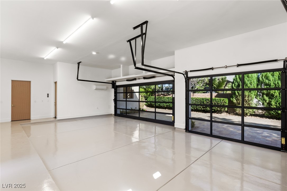 24 Soaring Bird Court