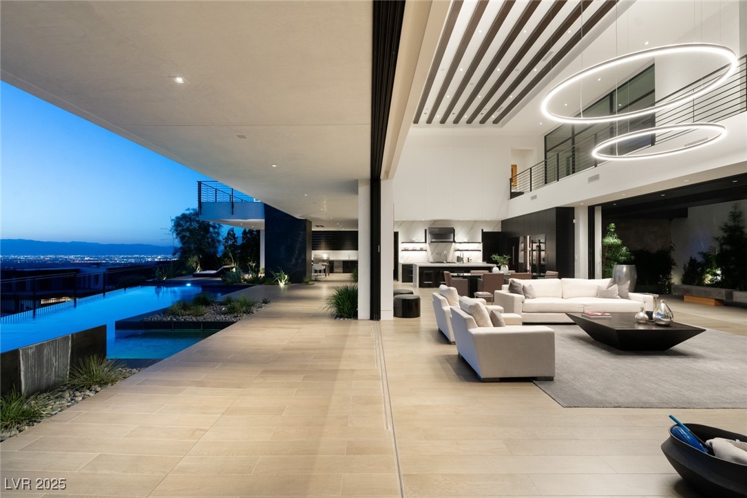9 Boulderback Drive