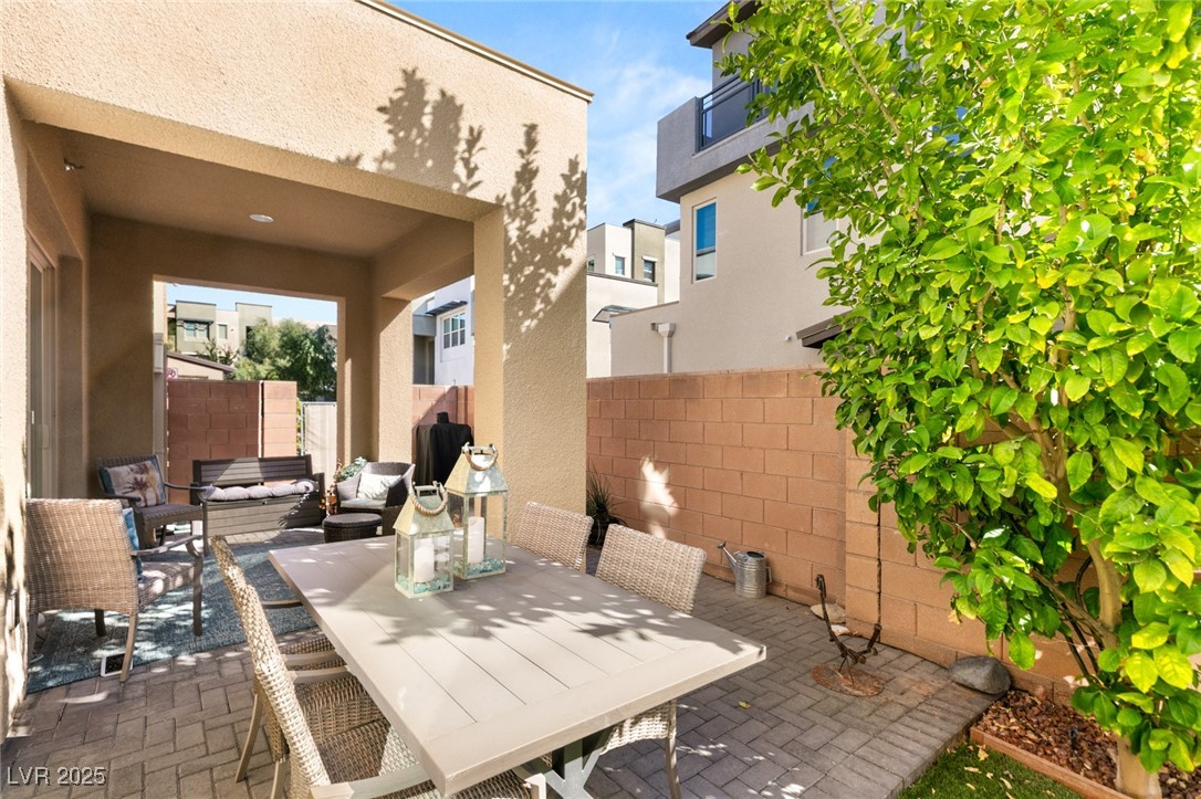 11261 Essence Point Avenue 101