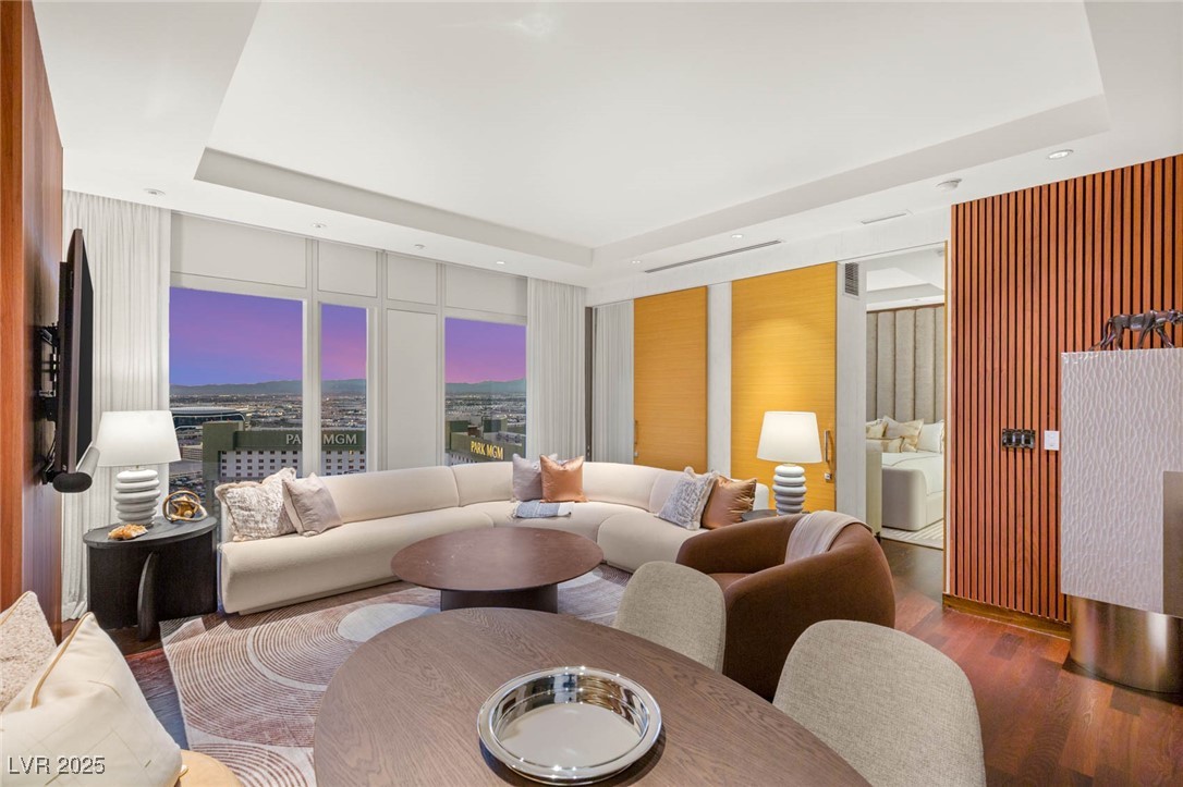 3750 Las Vegas Boulevard 3302