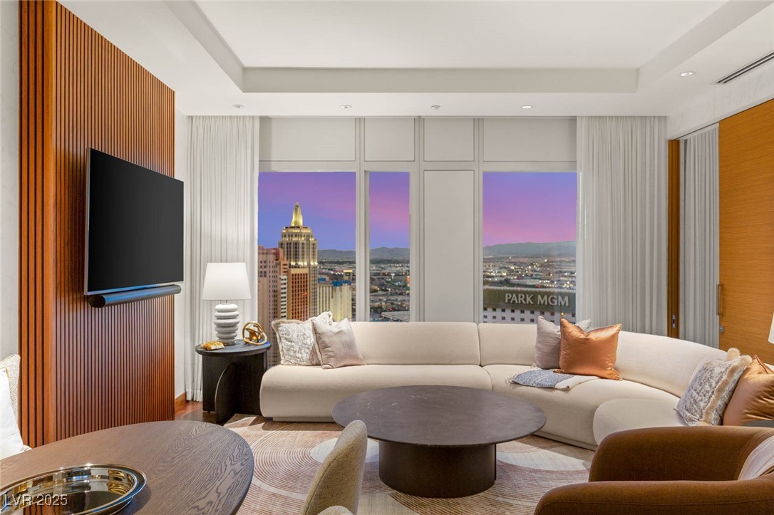 3750 Las Vegas Boulevard 3302