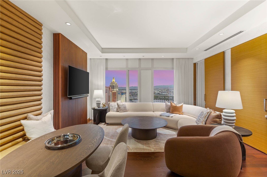 3750 Las Vegas Boulevard 3302