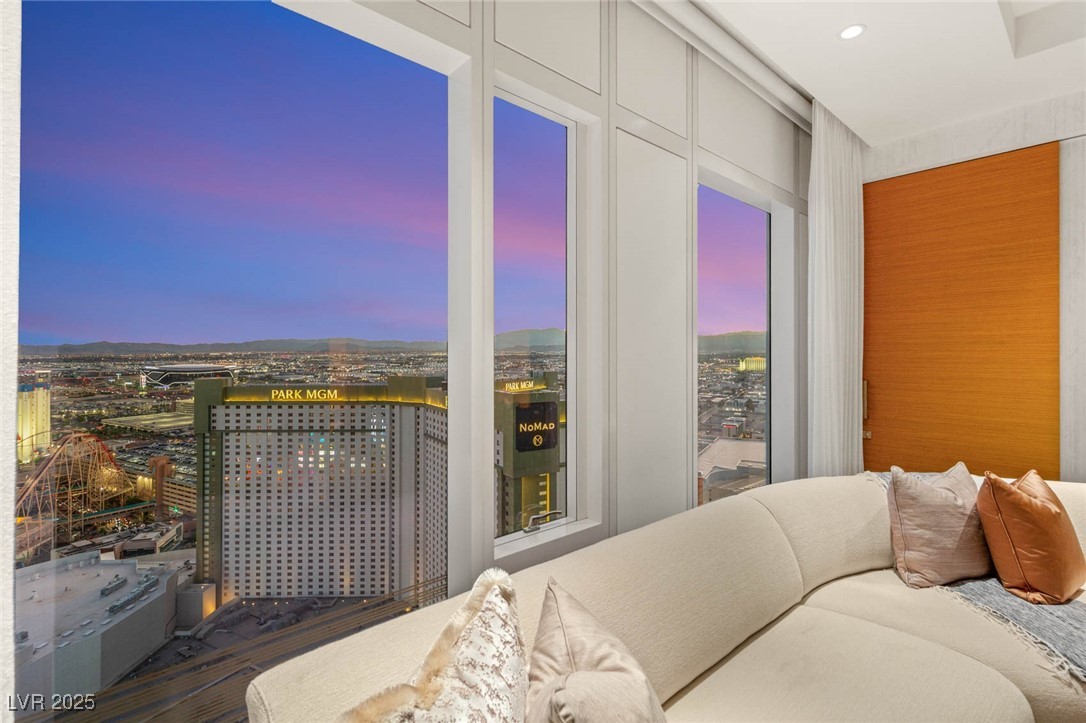 3750 Las Vegas Boulevard 3302