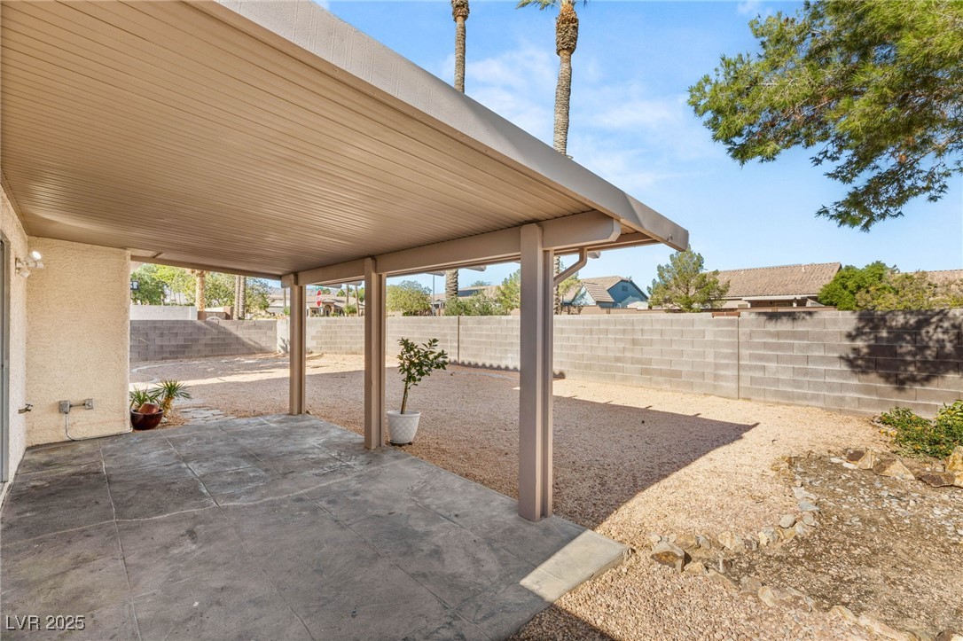 8056 Broken Spur Lane