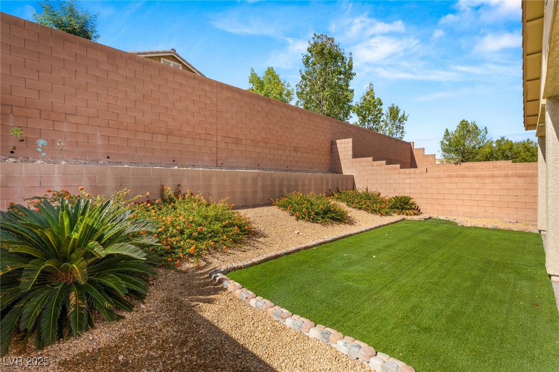 4913 Calabash Tree Court