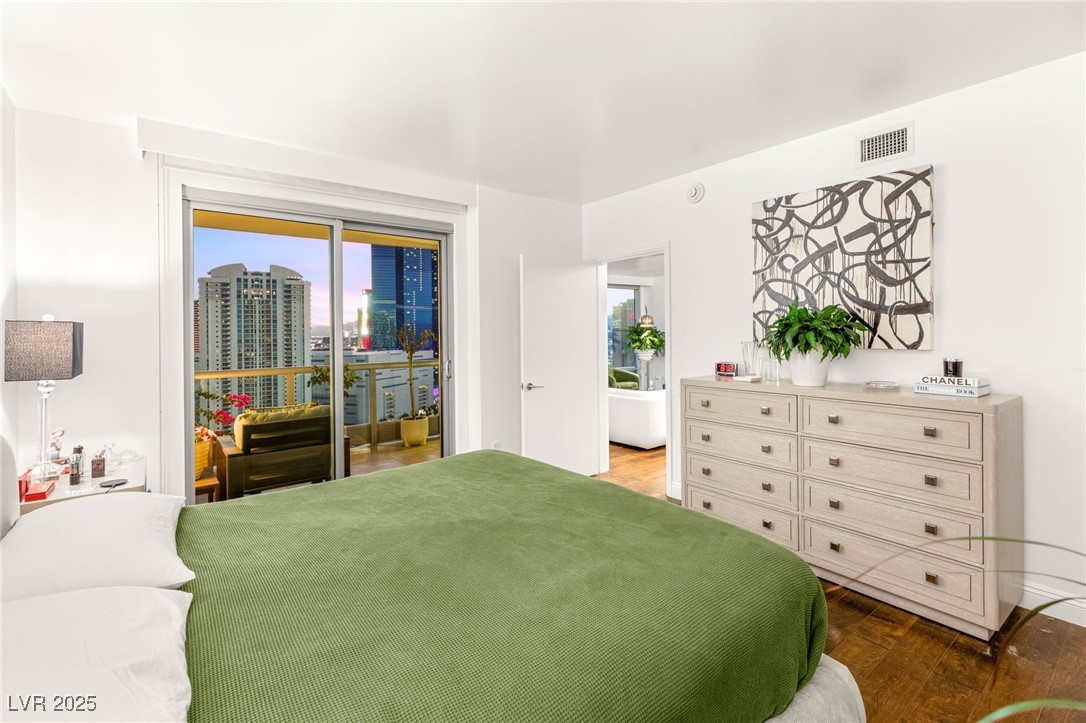 222 KAREN Avenue 2802