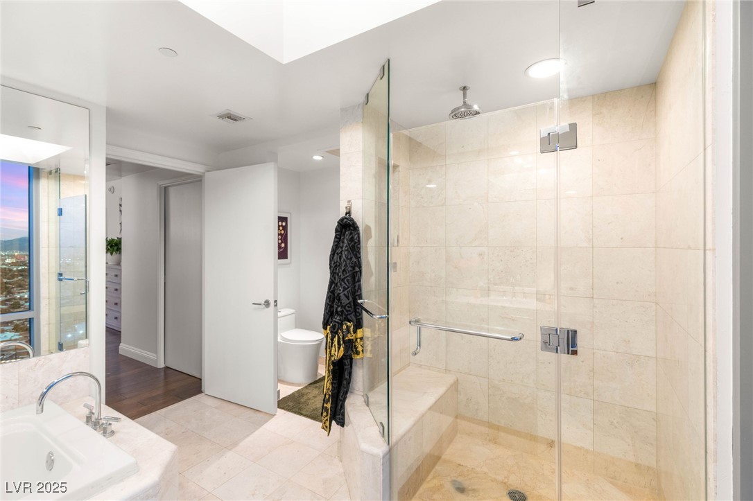 222 KAREN Avenue 2802