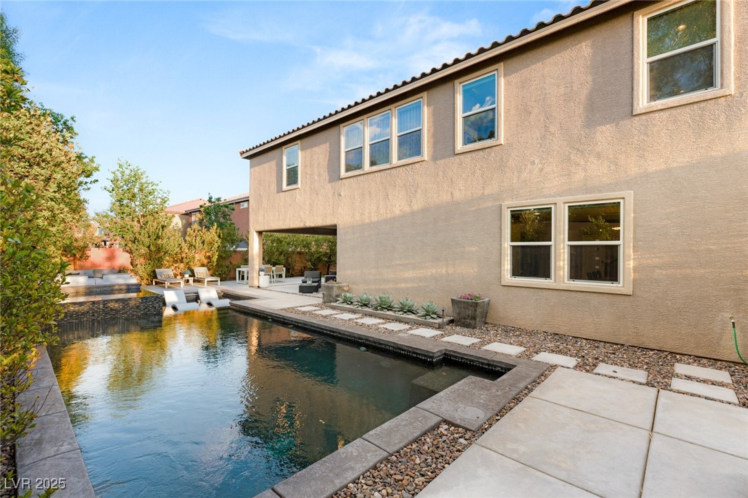 338 Azar Swan Avenue