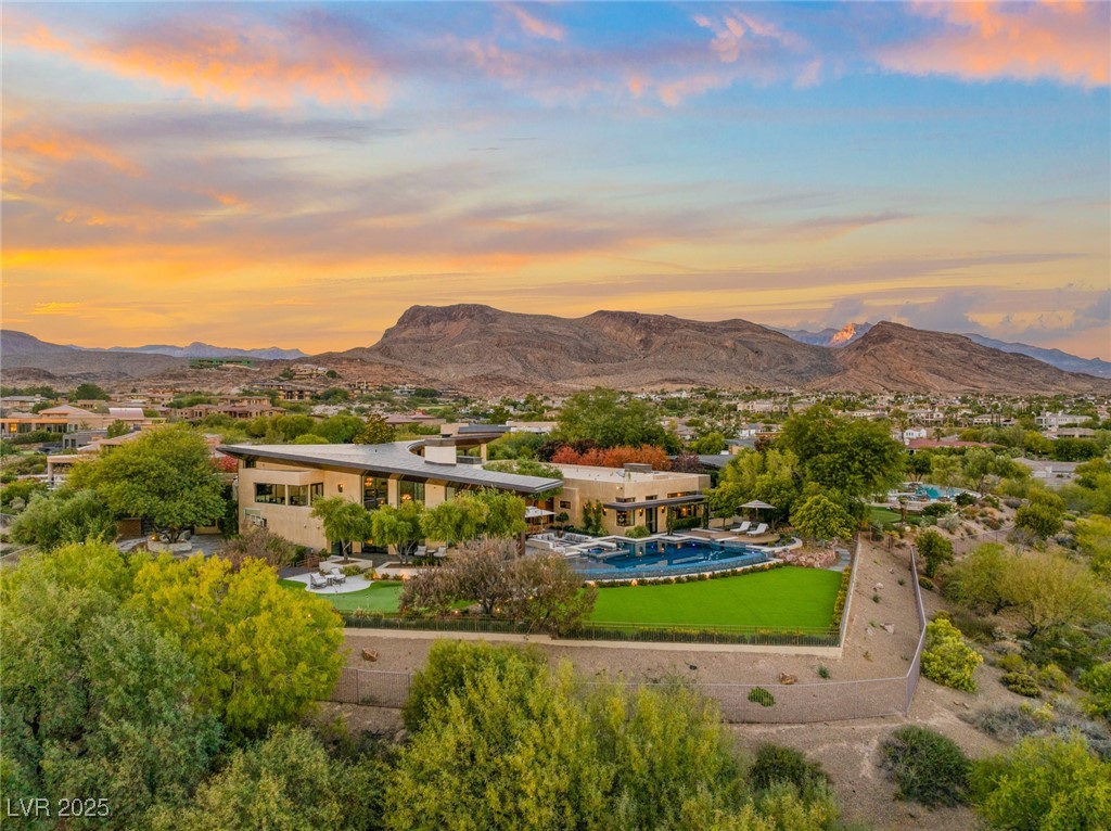 5 Promontory Ridge Drive