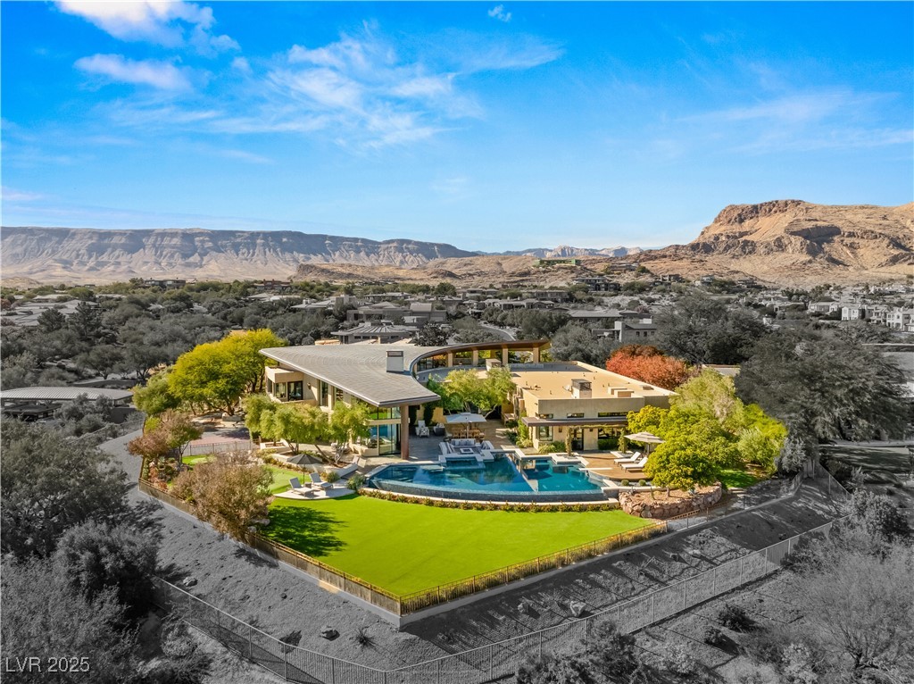 5 Promontory Ridge Drive
