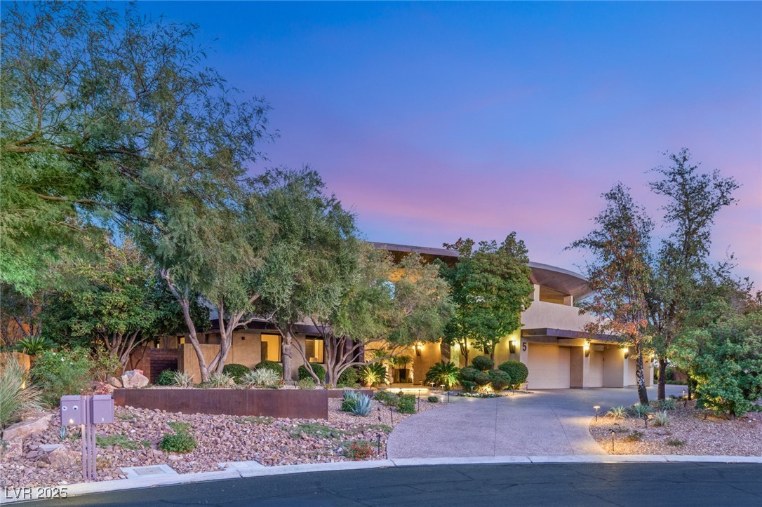 5 Promontory Ridge Drive