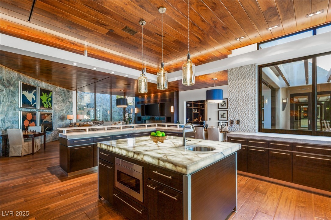 5 Promontory Ridge Drive