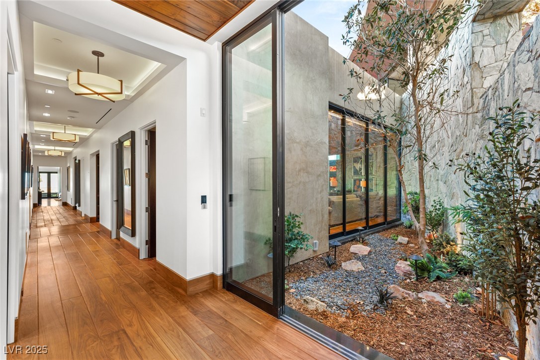 5 Promontory Ridge Drive
