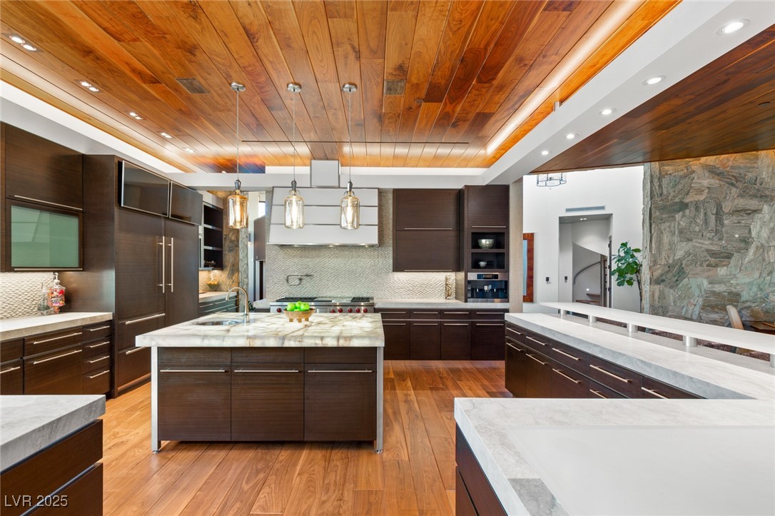 5 Promontory Ridge Drive