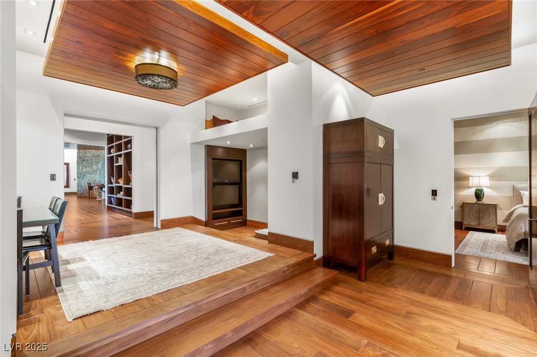 5 Promontory Ridge Drive