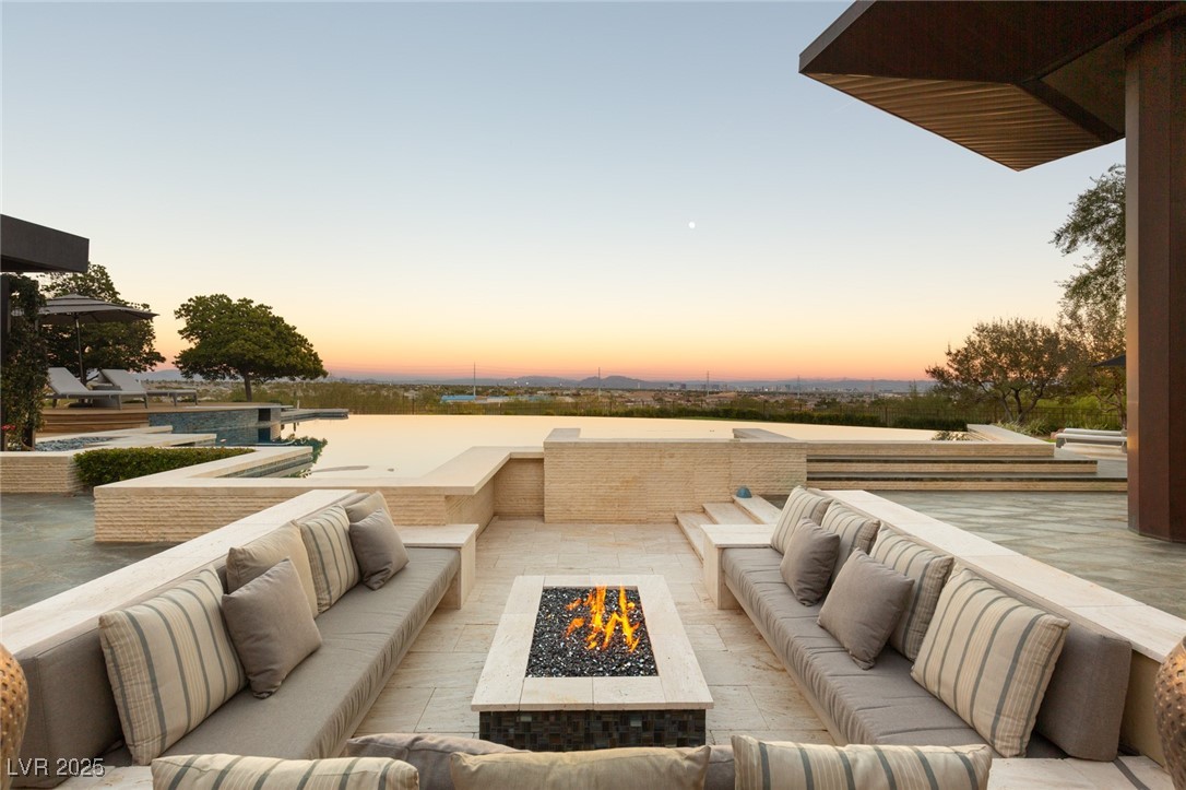 5 Promontory Ridge Drive