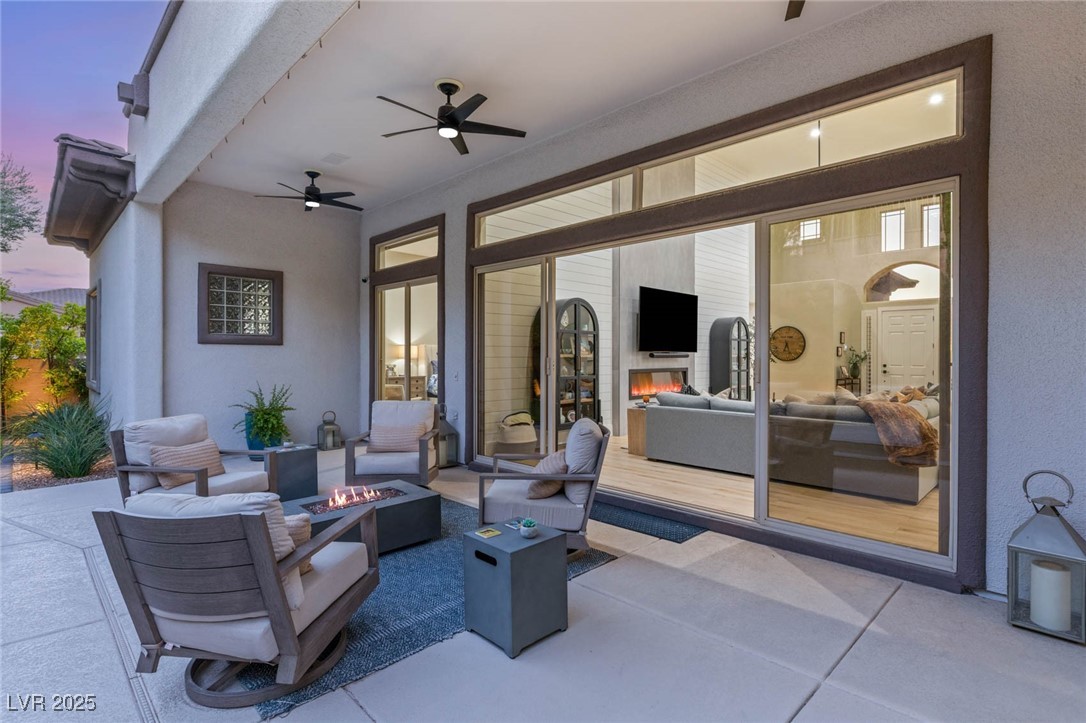 2 EL MACERO Court