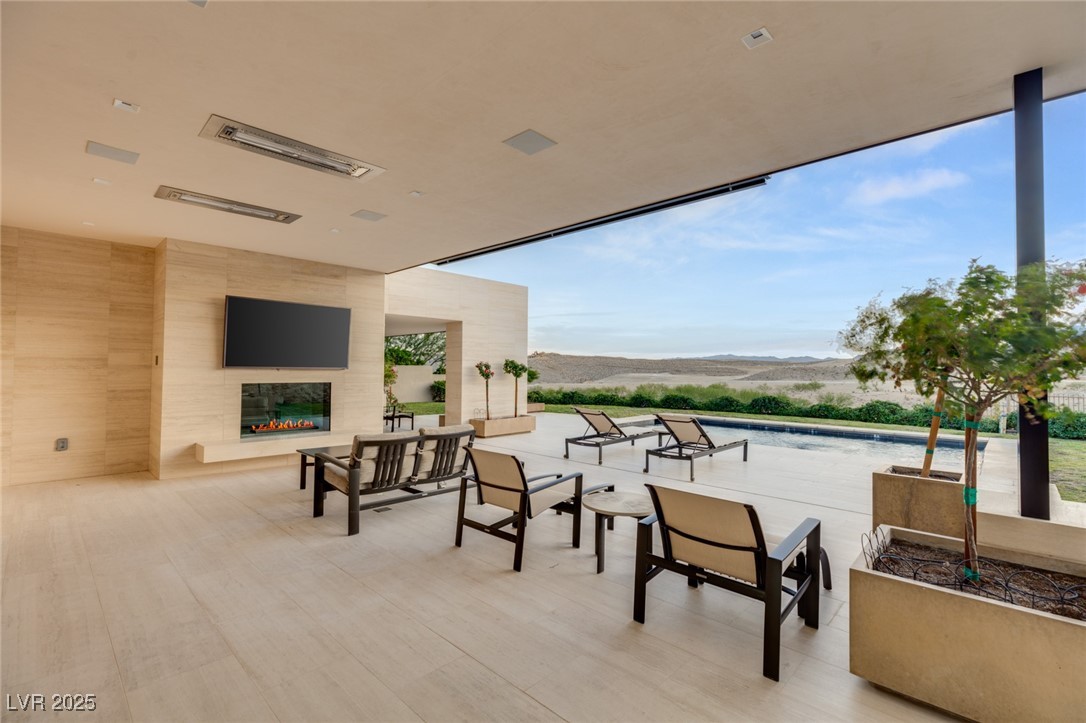 11707 Discovery Canyon Drive