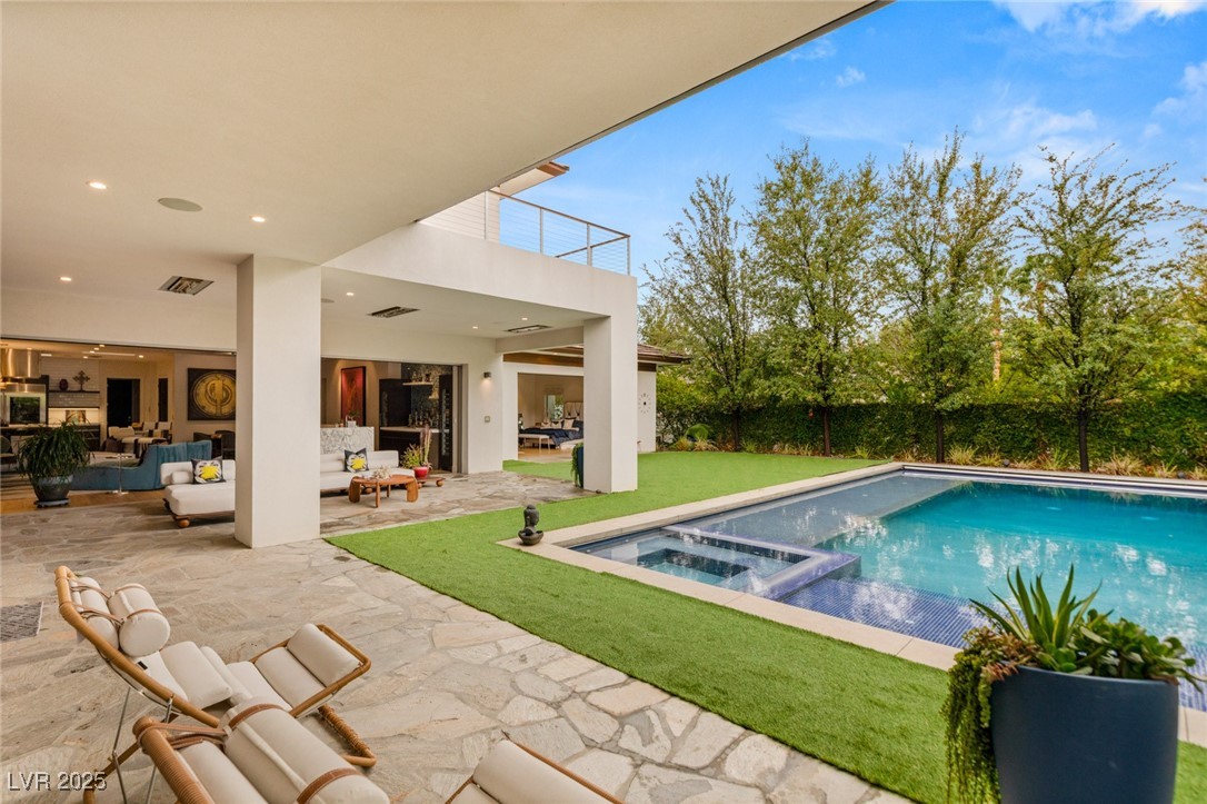 2951 Brighton Creek Court