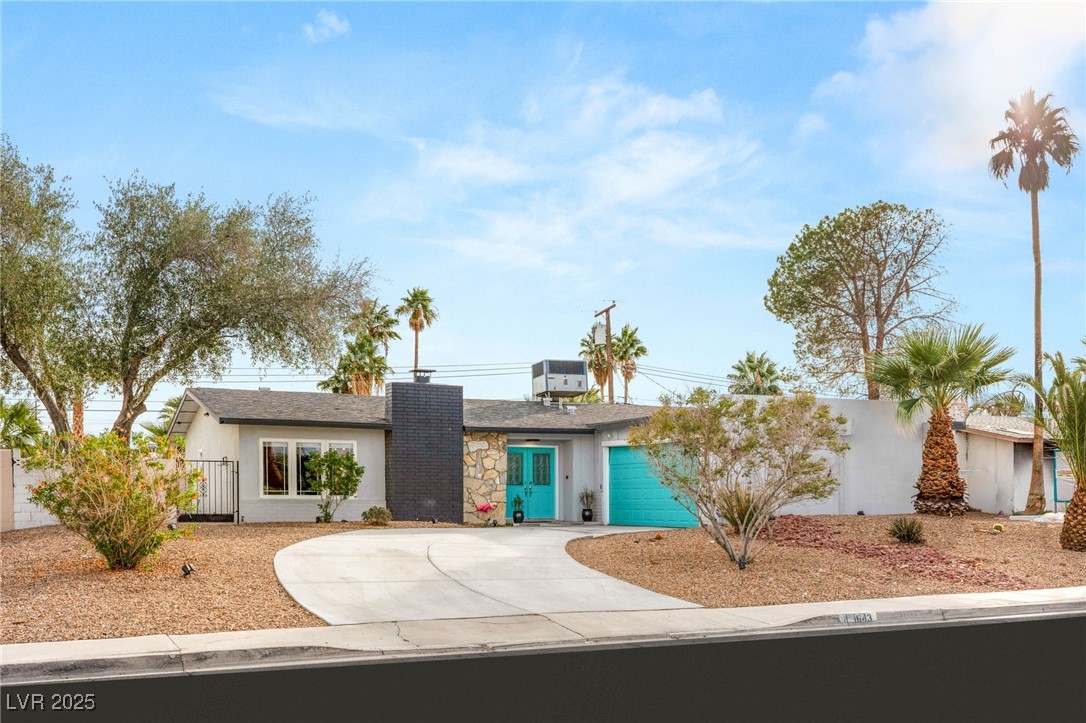 1643 Golden Arrow Drive