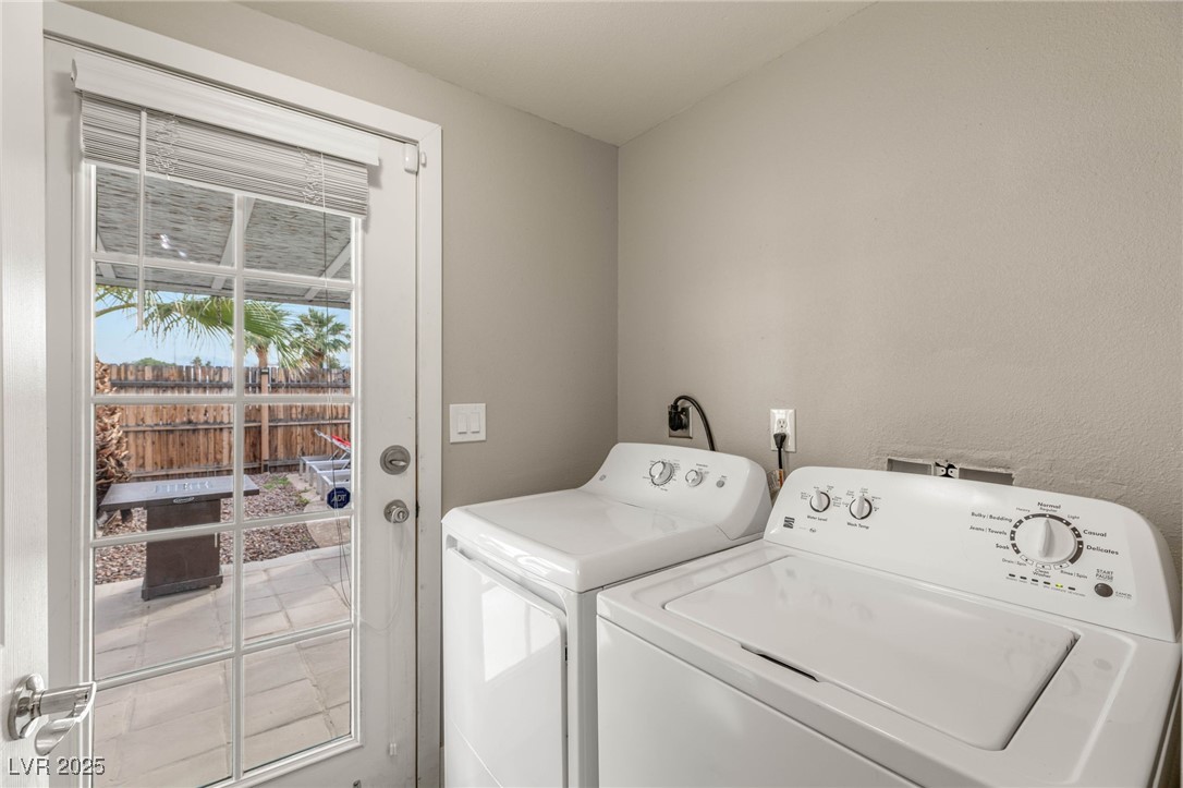 1643 Golden Arrow Drive