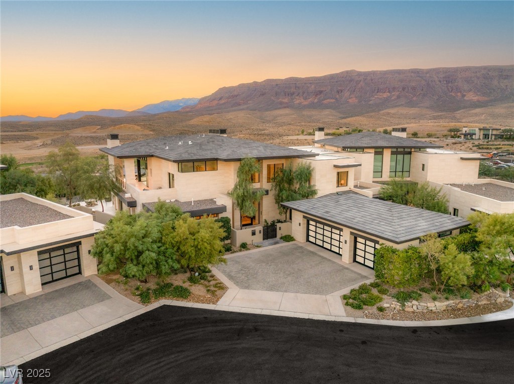 4929 Summit Overlook Drive