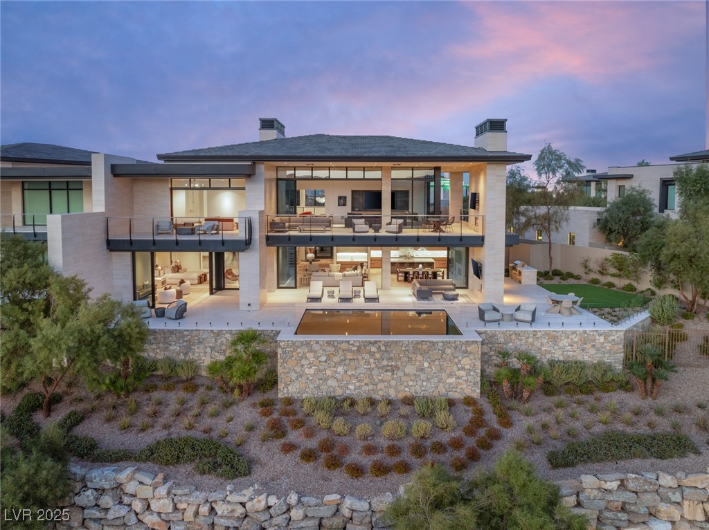 4929 Summit Overlook Drive