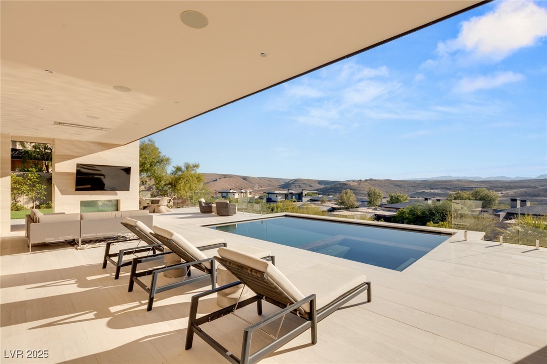 4929 Summit Overlook Drive