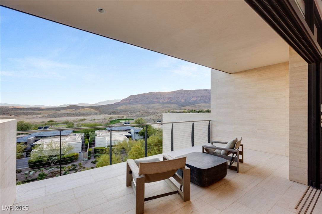 4929 Summit Overlook Drive