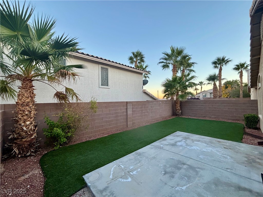 1020 WINDHOOK Street