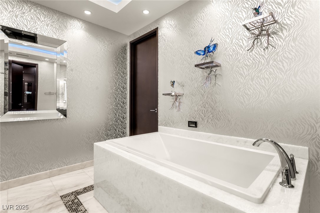 3750 Las Vegas Boulevard 4105