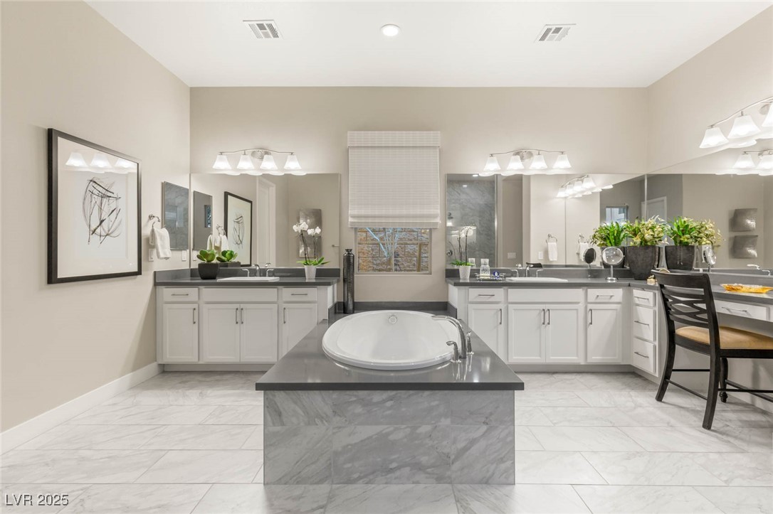 11394 Villa Bellagio Drive