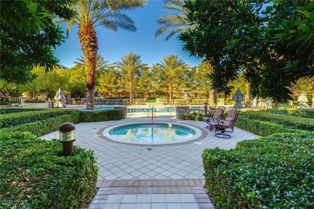 11394 Villa Bellagio Drive
