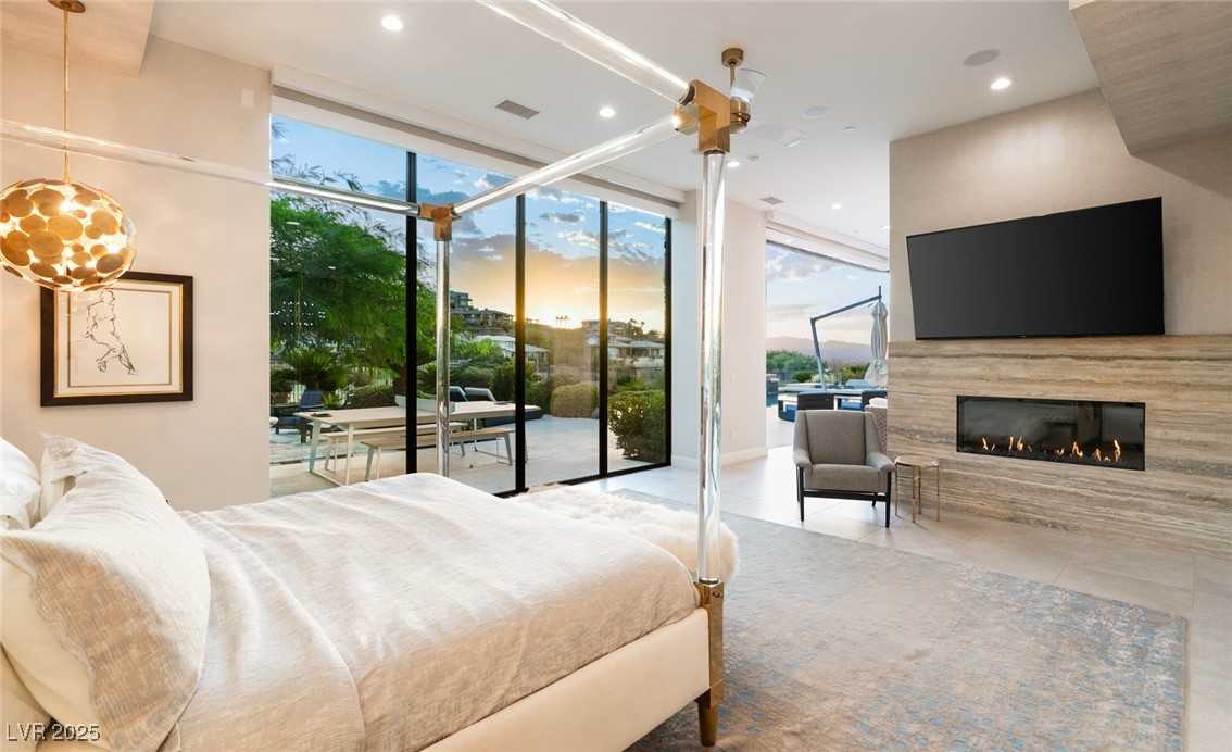 569 Lairmont Place