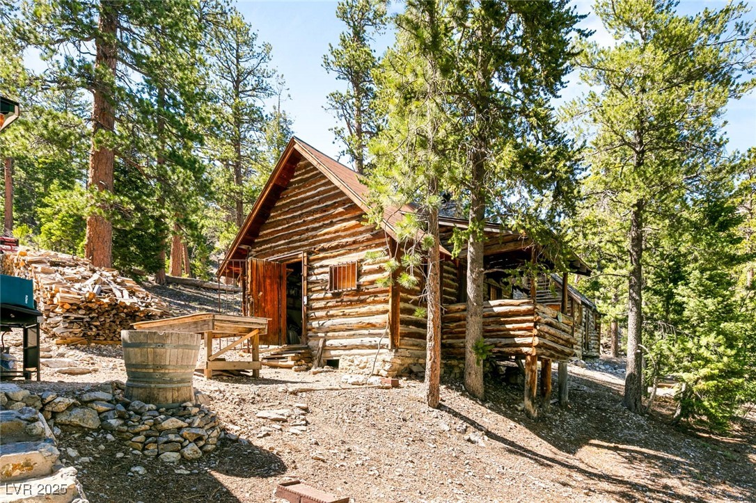 4085 Cougar Ridge Trail