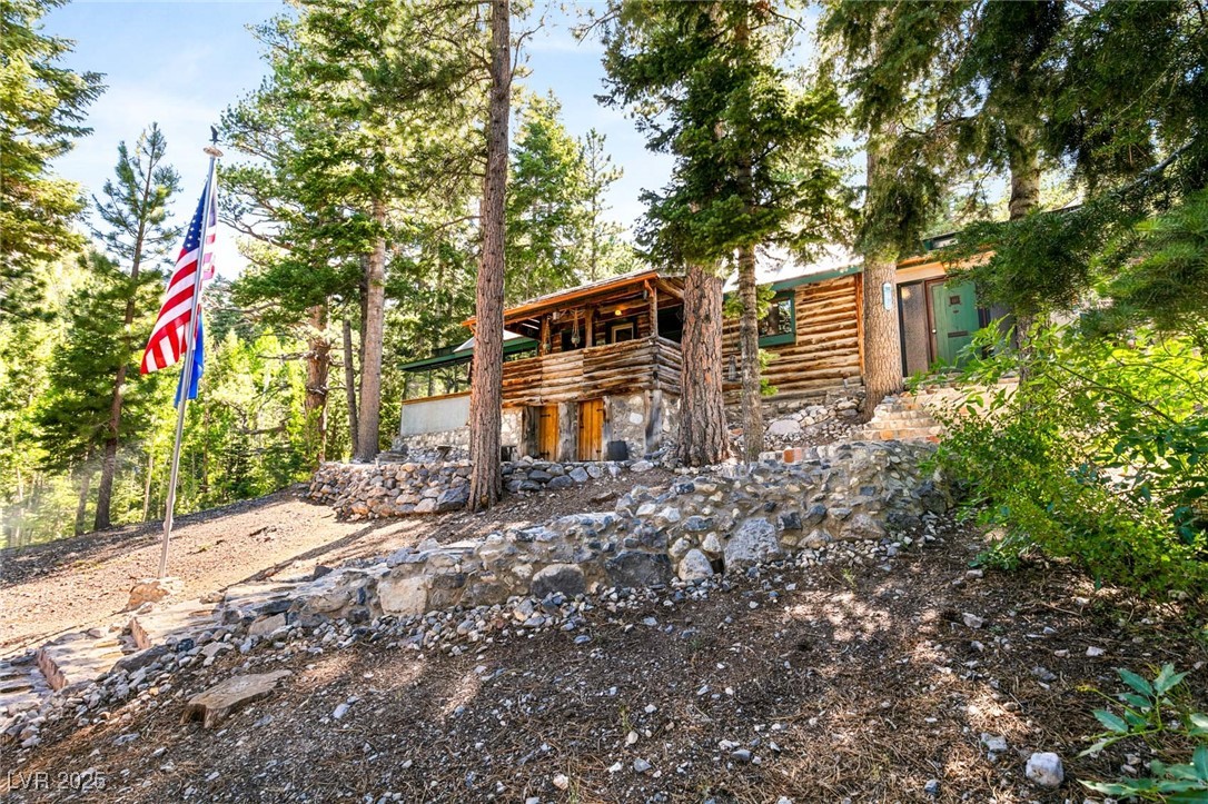 4085 Cougar Ridge Trail