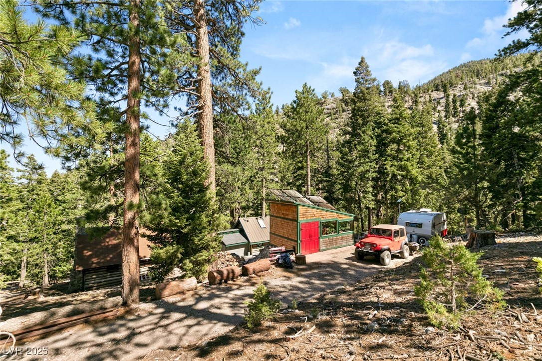 4085 Cougar Ridge Trail