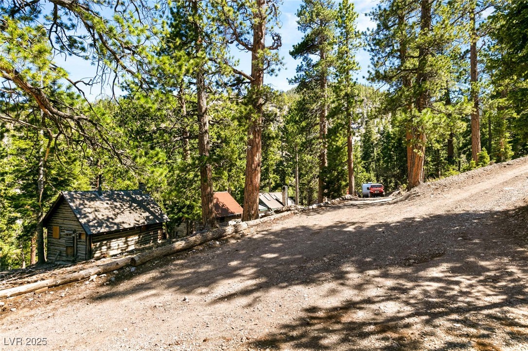 4075 Cougar Ridge Trail