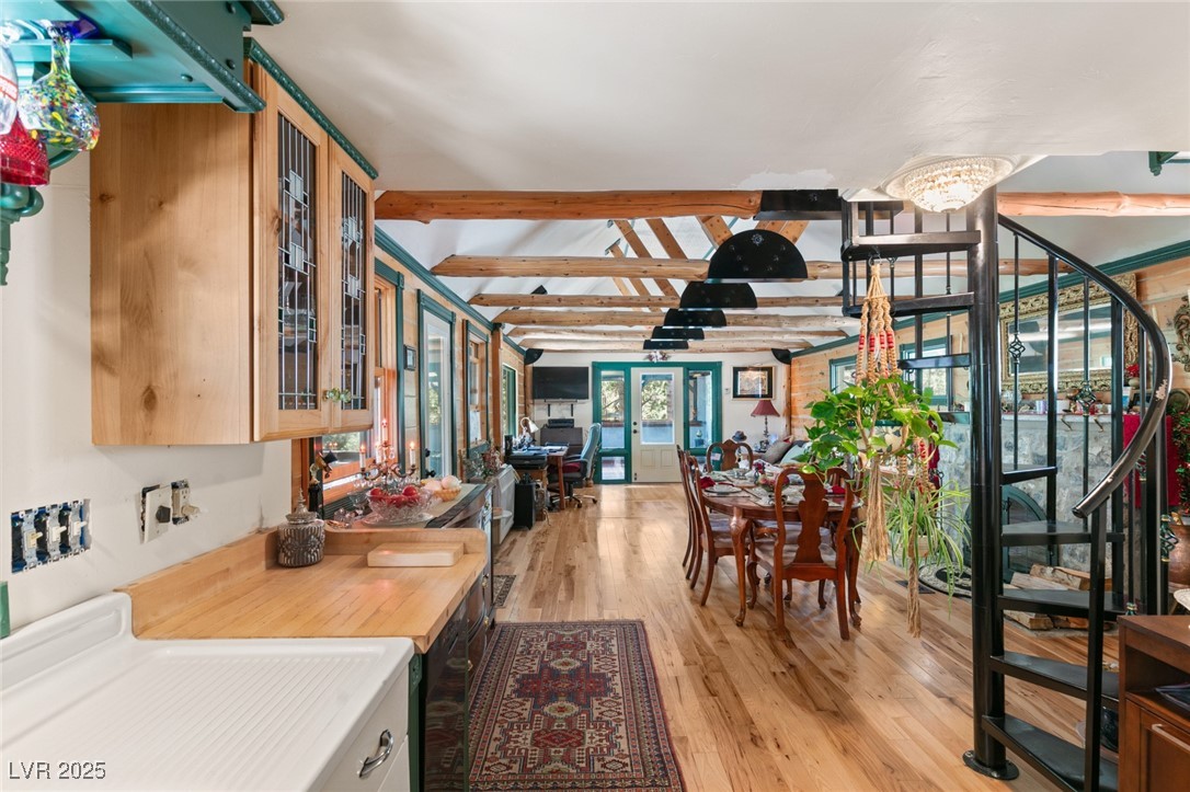 4075 Cougar Ridge Trail