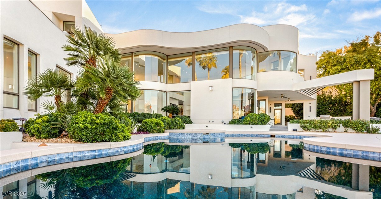 1109 Pine Island Court