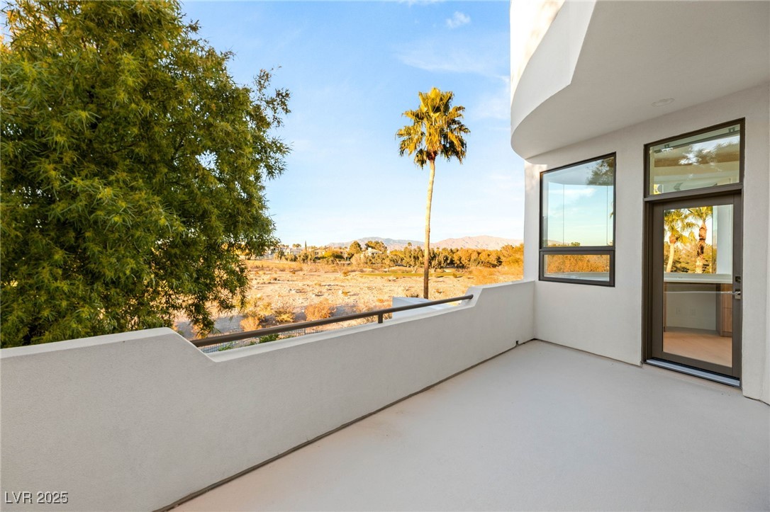 1109 Pine Island Court