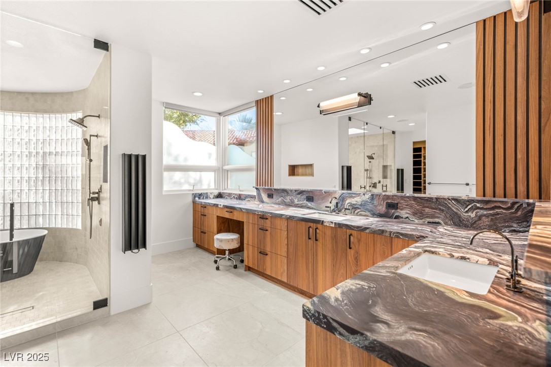 1109 Pine Island Court