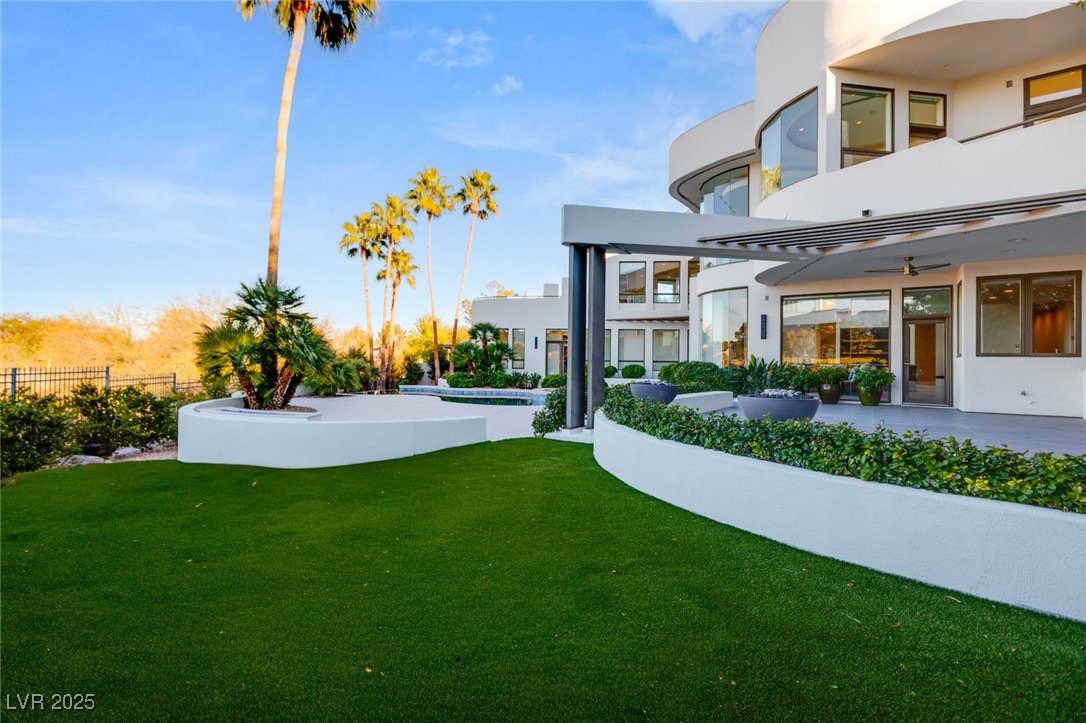 1109 Pine Island Court