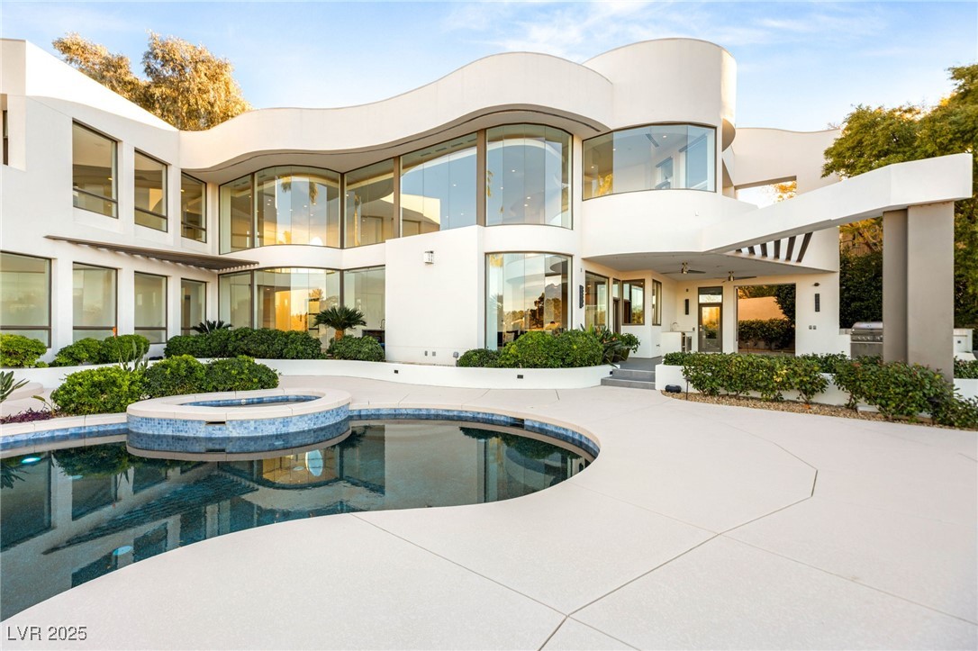 1109 Pine Island Court