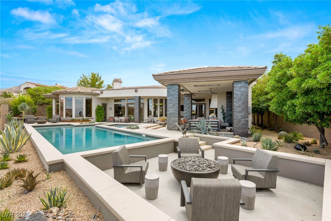 5 Golf Crest Court